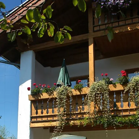 Landhaus Dengler *